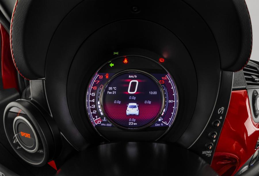 Панель приборов Fiat 500 Abarth (312) 2014 года  (BR) (фото 14 из 30)